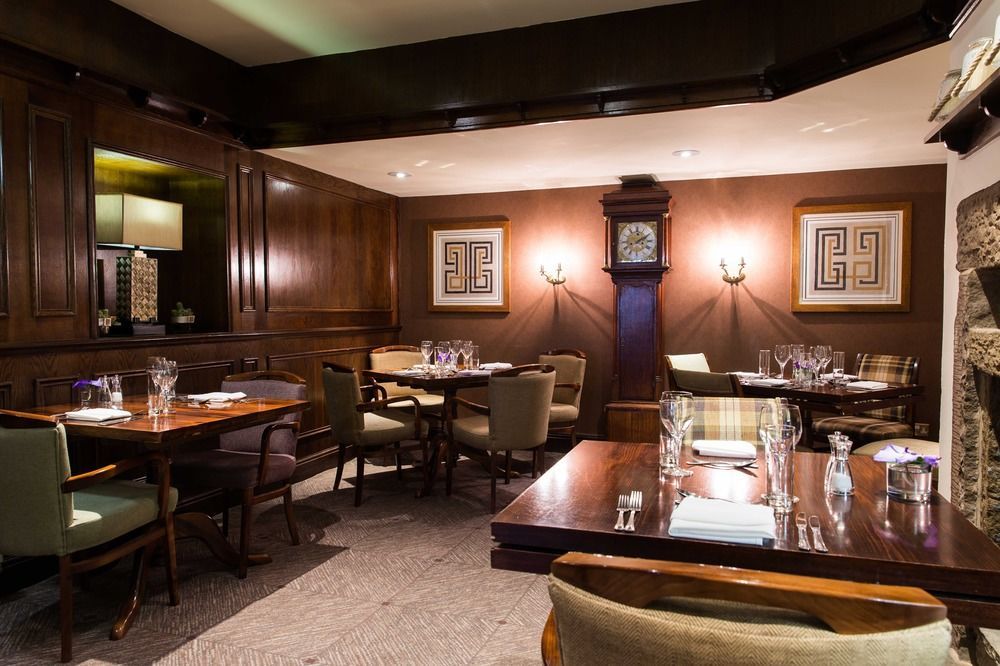 The Millstone, Mellor Hotel Blackburn  Luaran gambar The restaurant at The Old Vicarage
